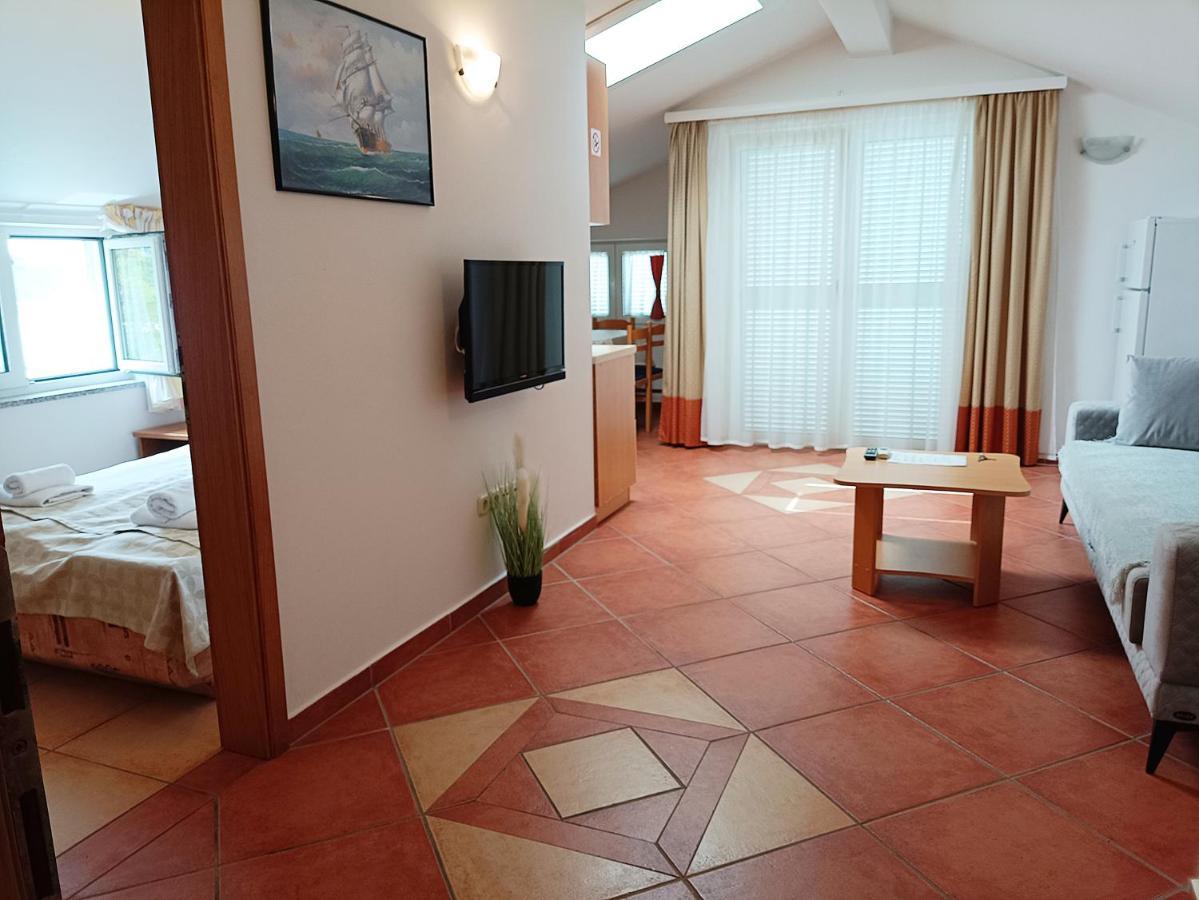 Villa Bionda Malinska Kültér fotó